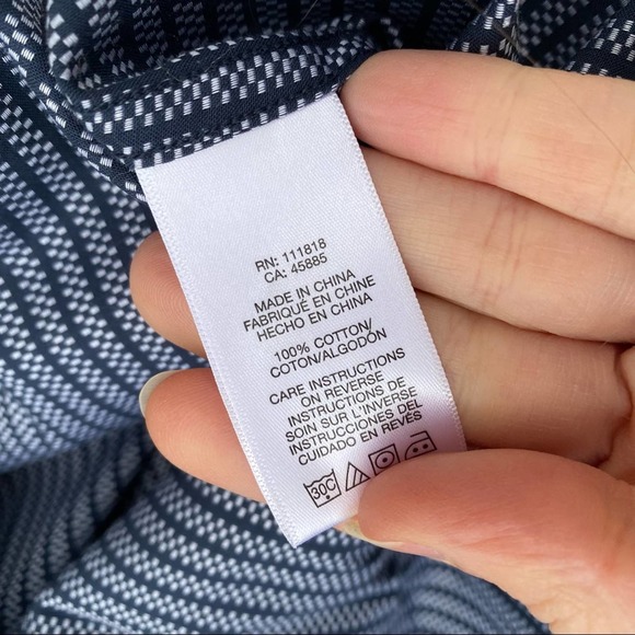 Michael Kors striped navy slim button down mens medium - Picture 2 of 6